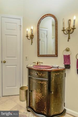 CROSSPOINTE - Residential