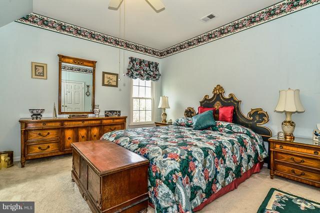 CROSSPOINTE - Residential