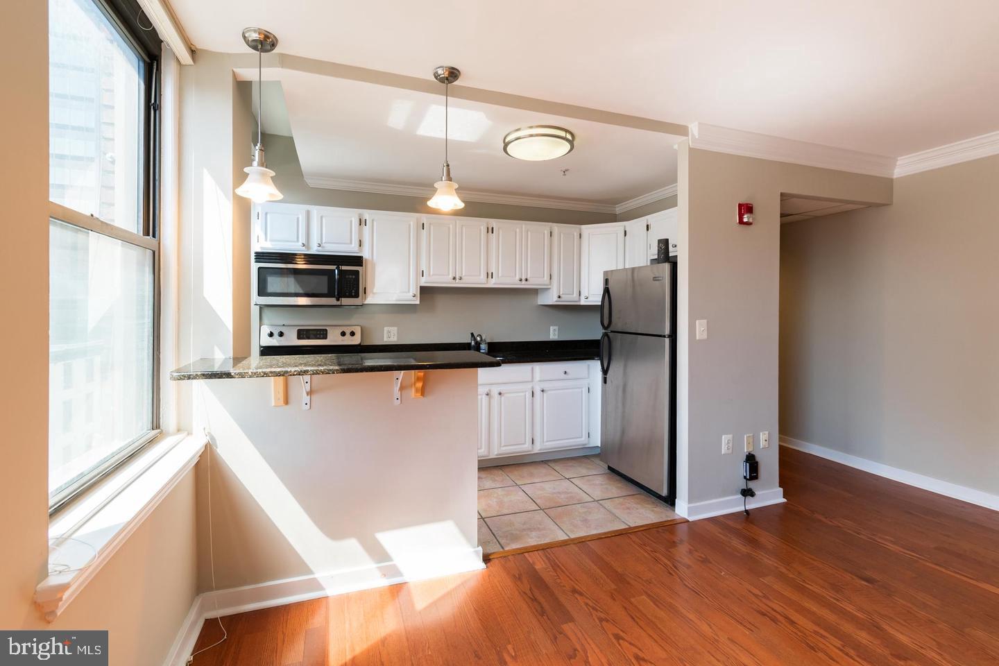 37 S 20TH STREET 4B
