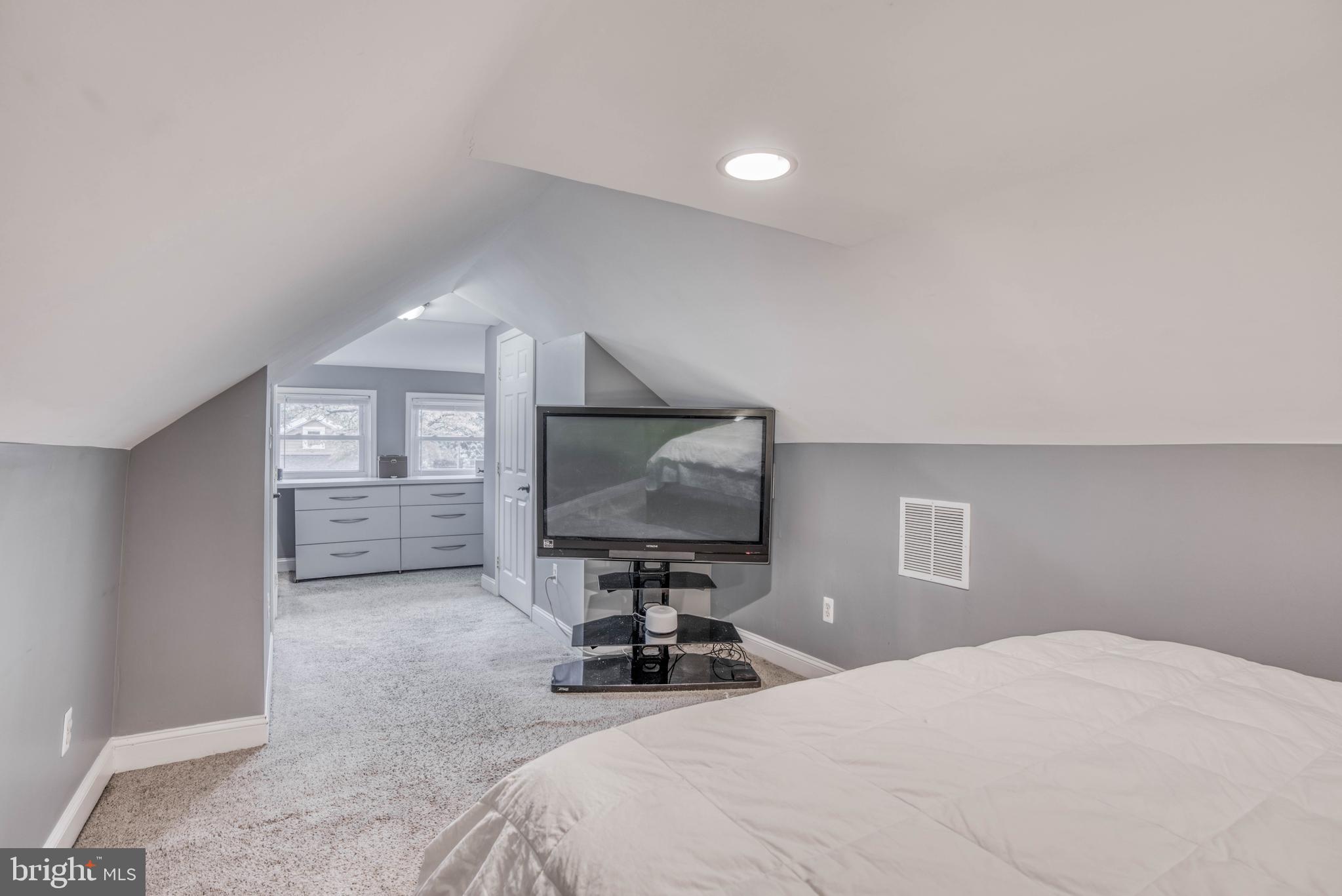 HAMILTON HEIGHTS - Residential