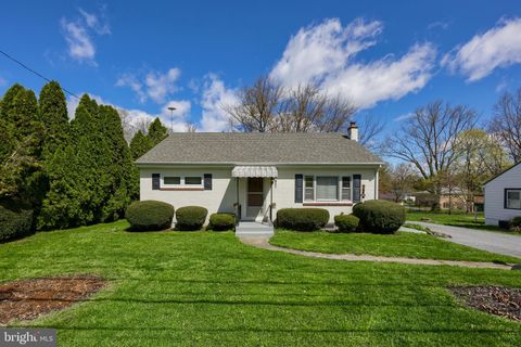 65 BUCH AVENUE LANCASTER PA 17601