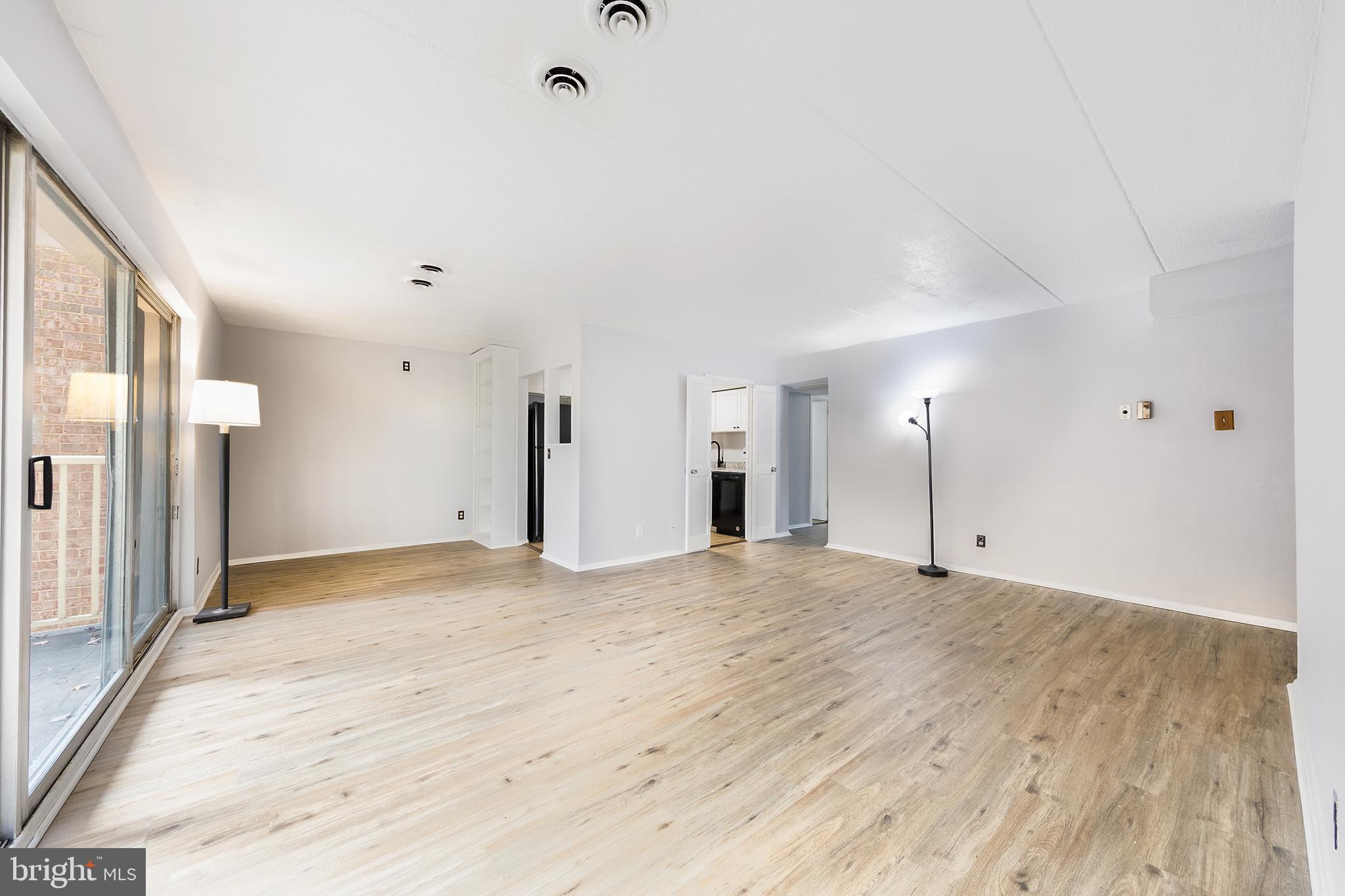 HUNTINGTON CLUB - Residential