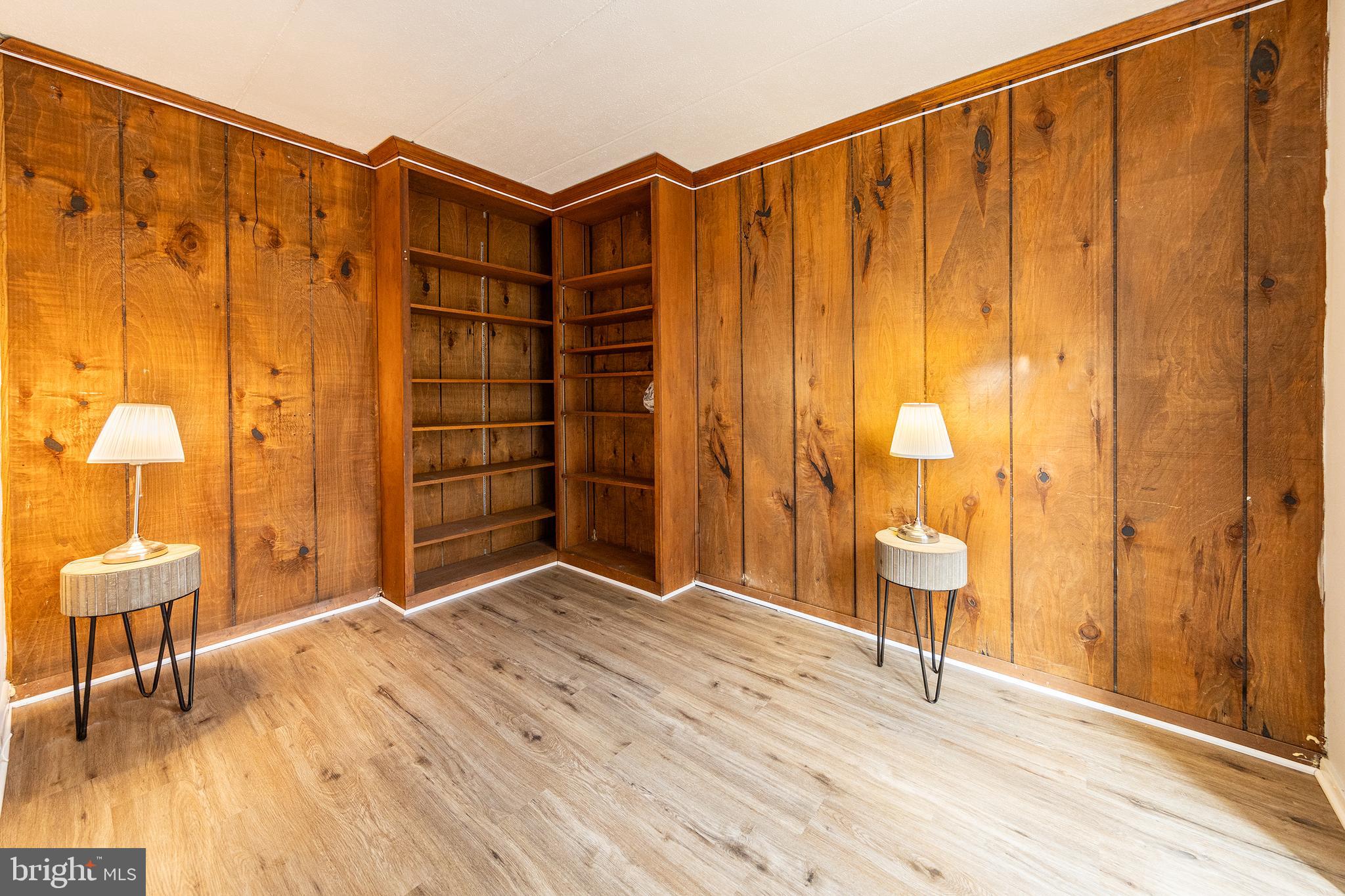 HUNTINGTON CLUB - Residential