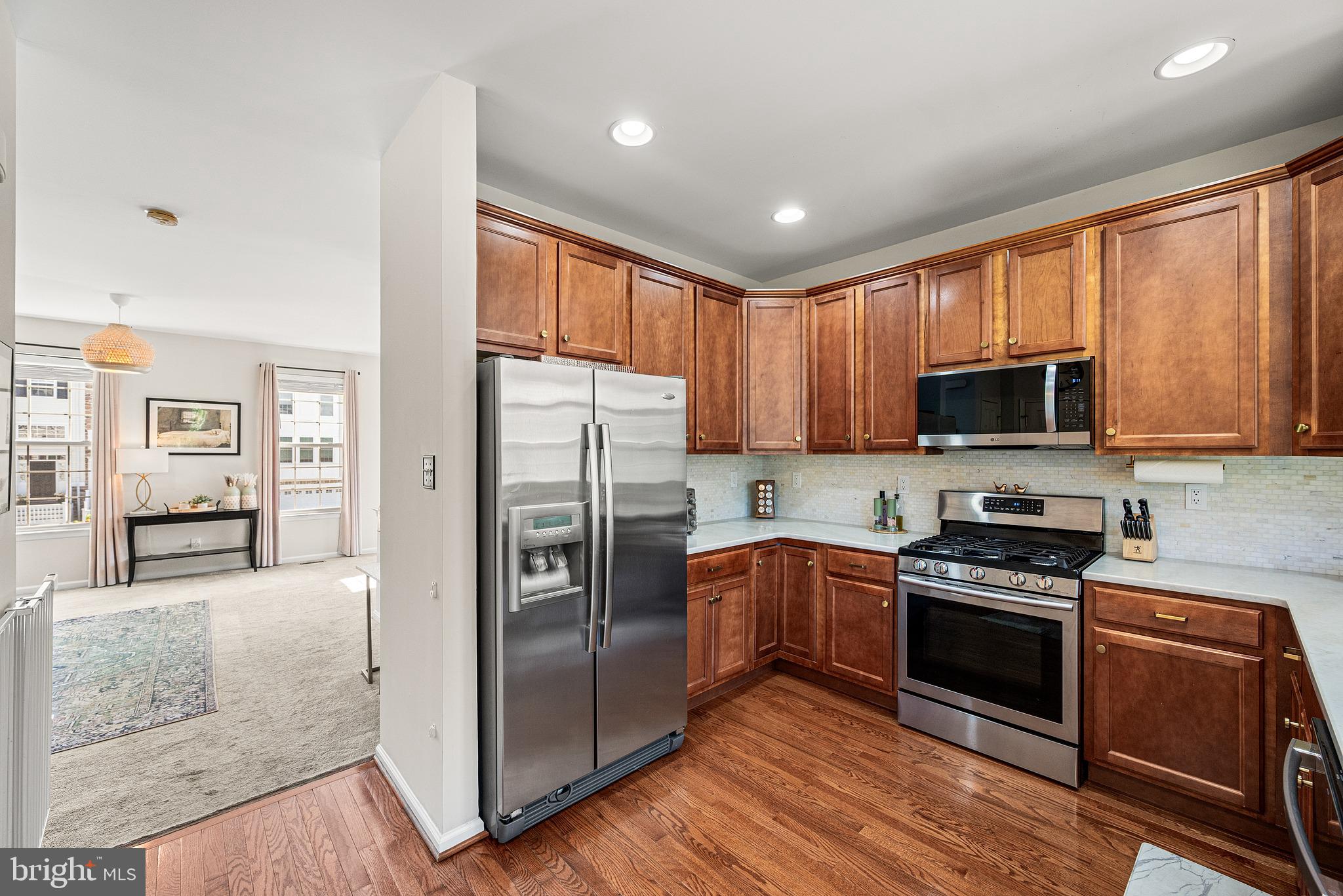 2 SHOREHAM DRIVE