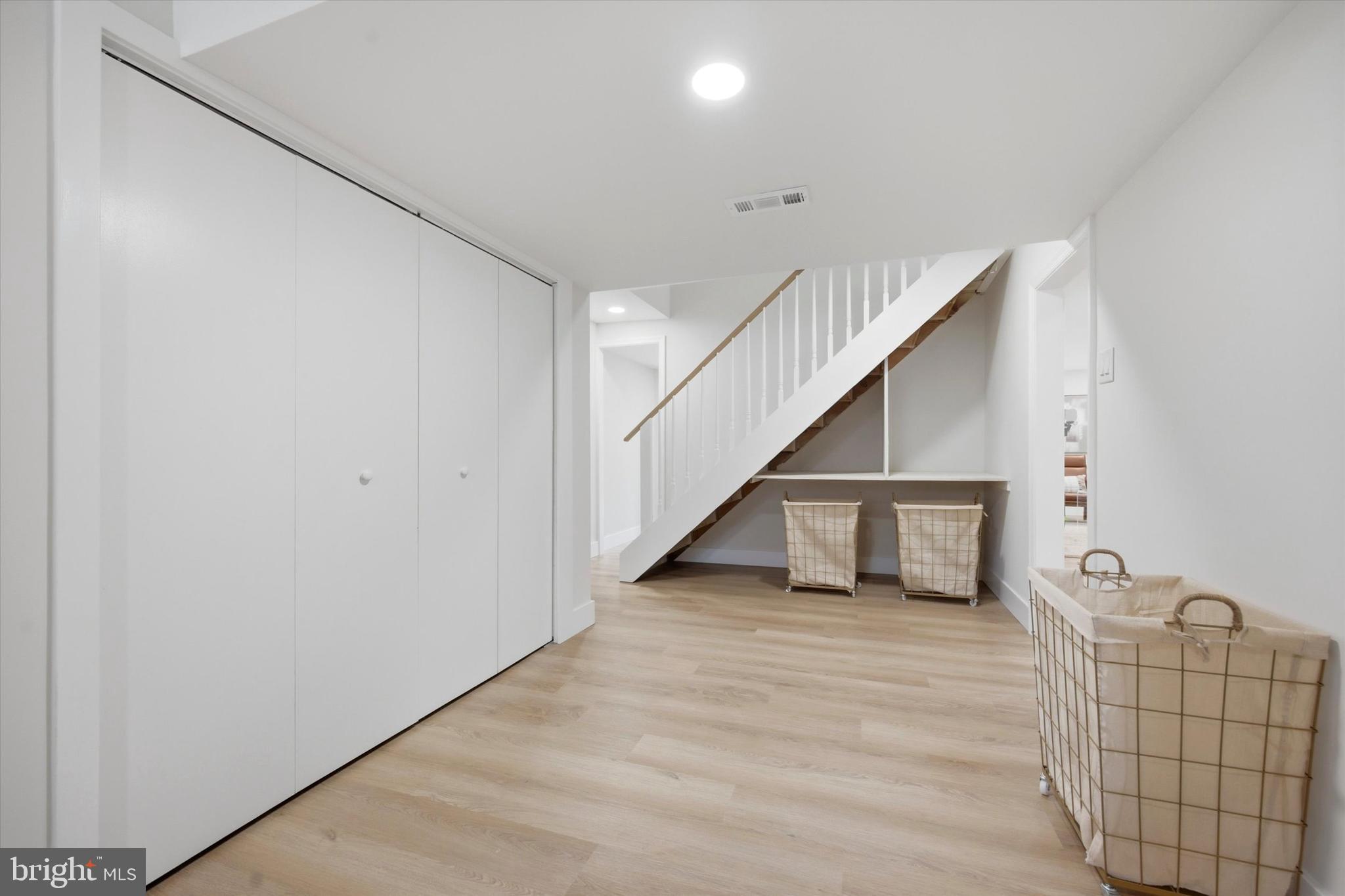 WILLOW GROVE - Residential