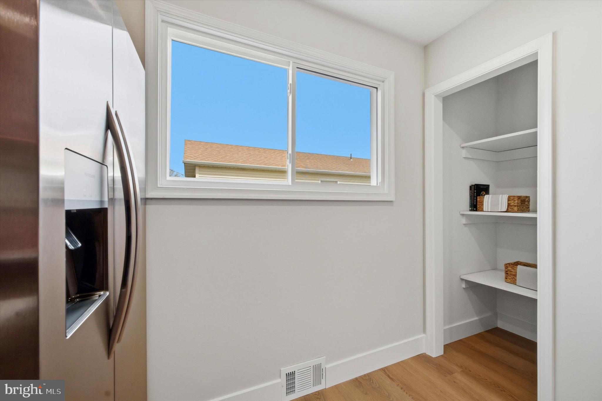 WILLOW GROVE - Residential