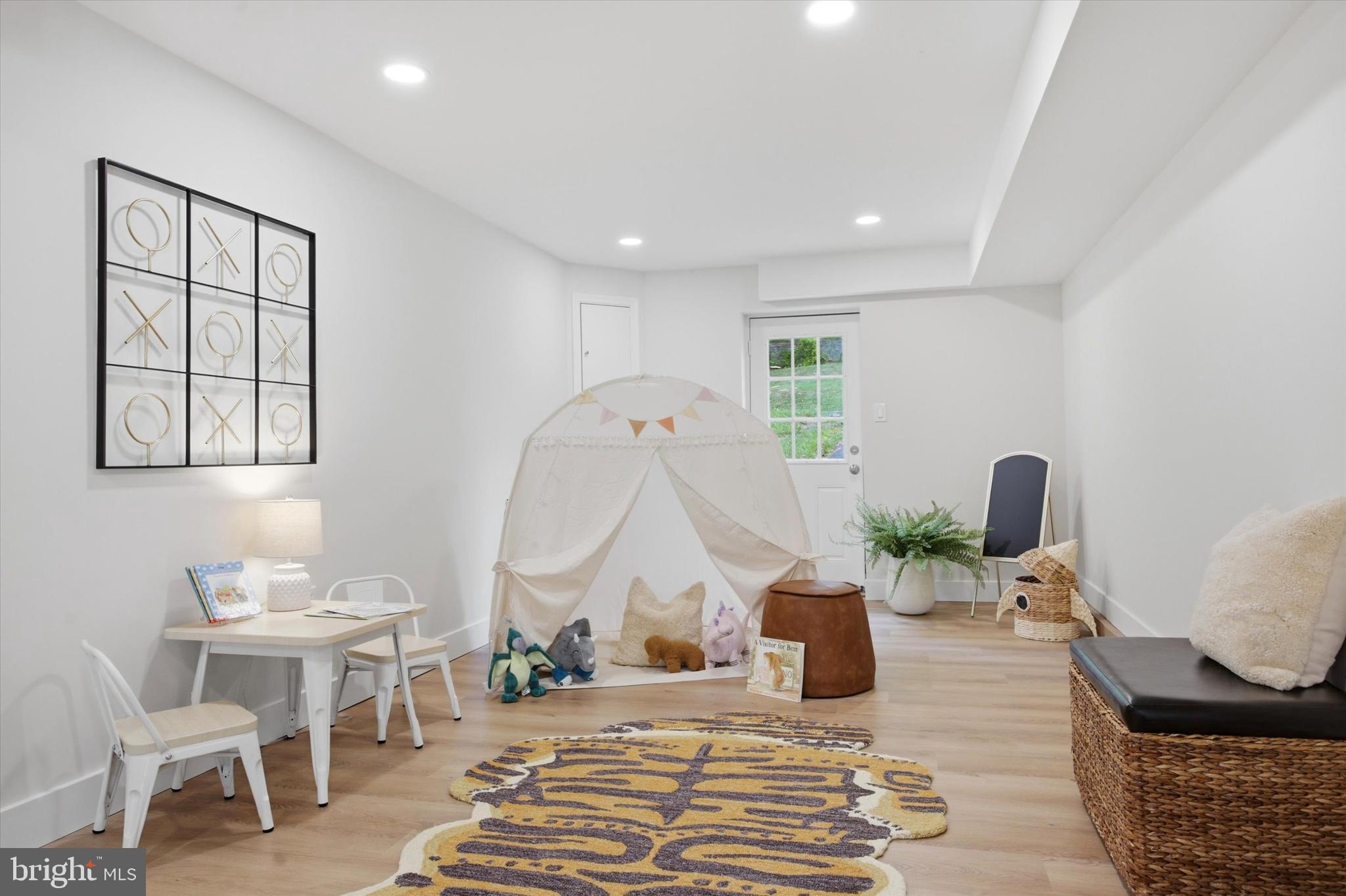 WILLOW GROVE - Residential