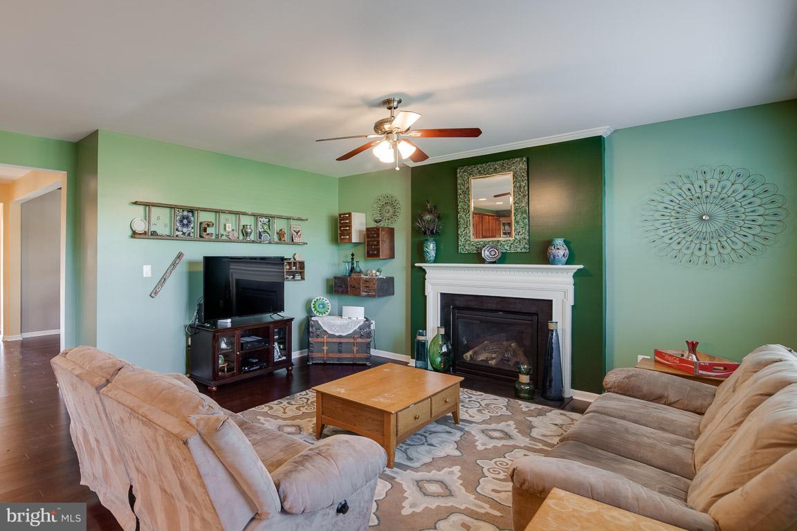 MEADOWS AT MORRIS FARM - Residential