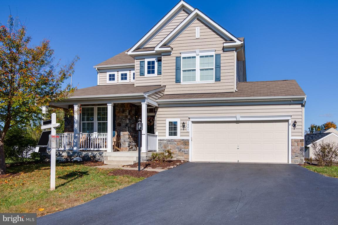 MEADOWS AT MORRIS FARM - Residential