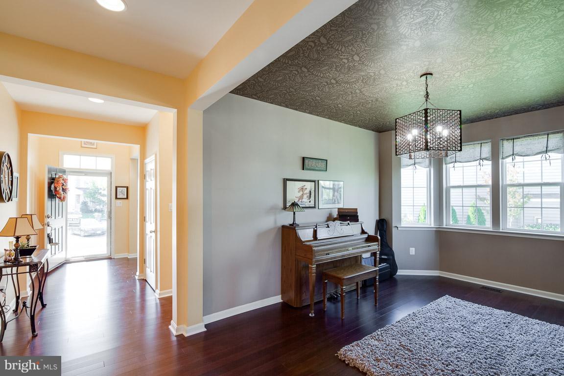 MEADOWS AT MORRIS FARM - Residential