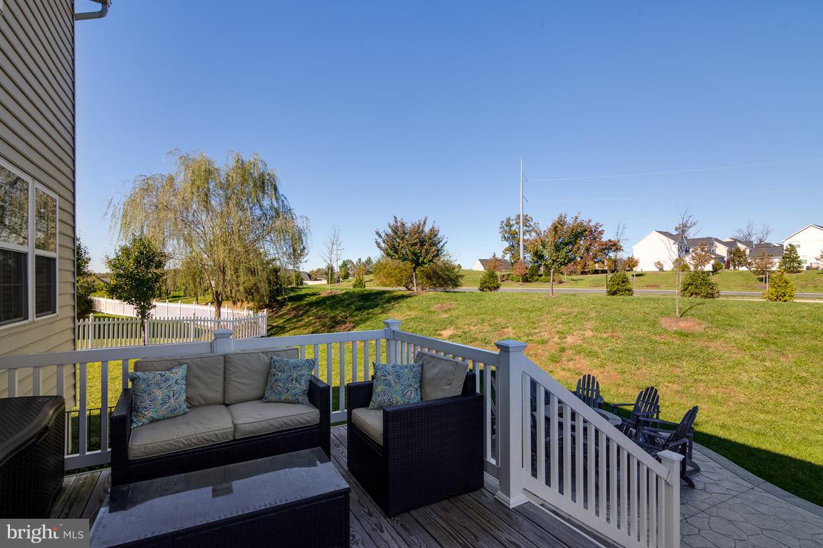 MEADOWS AT MORRIS FARM - Residential