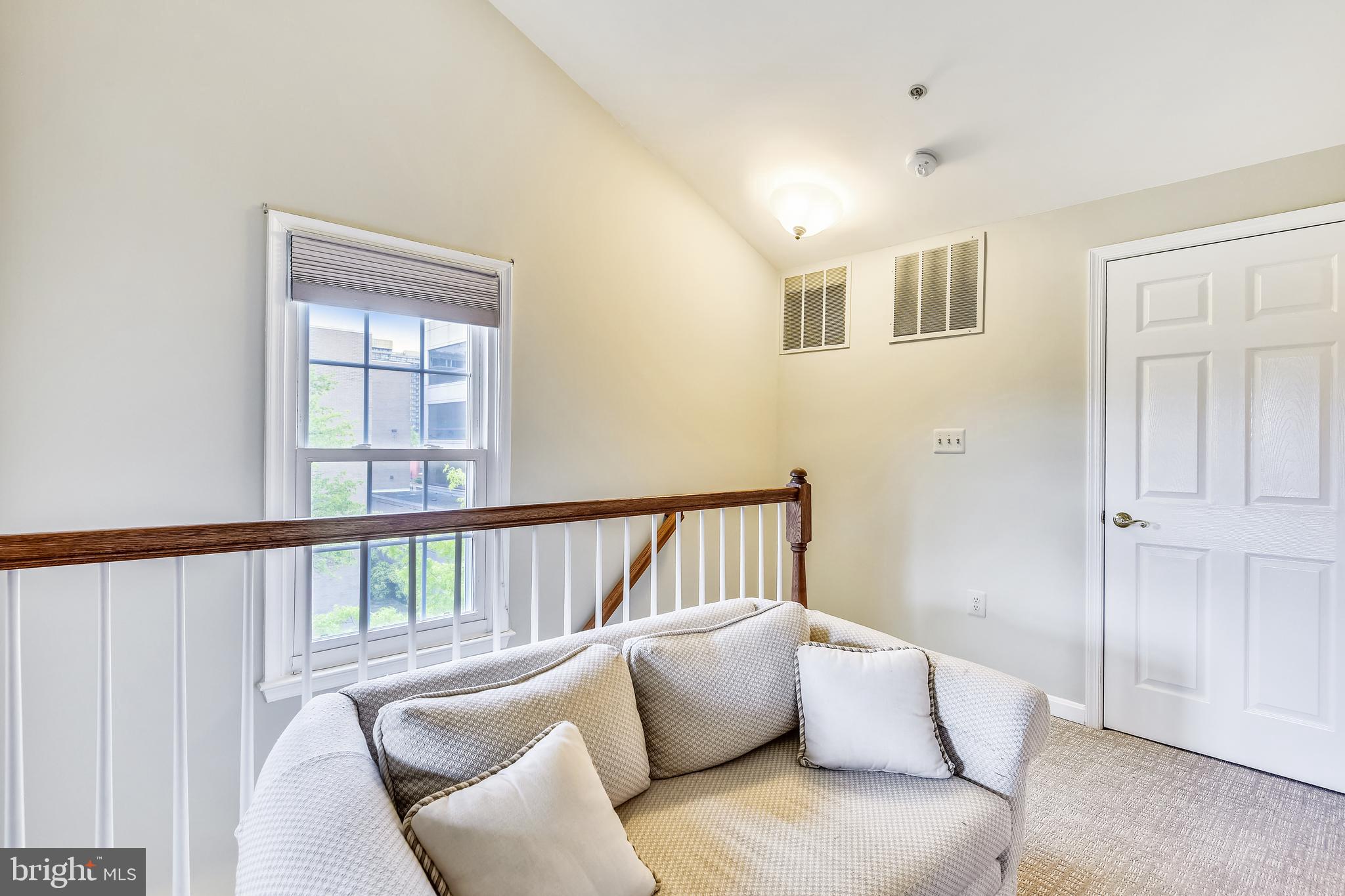 HEARTHSTONE MEWS - Residential