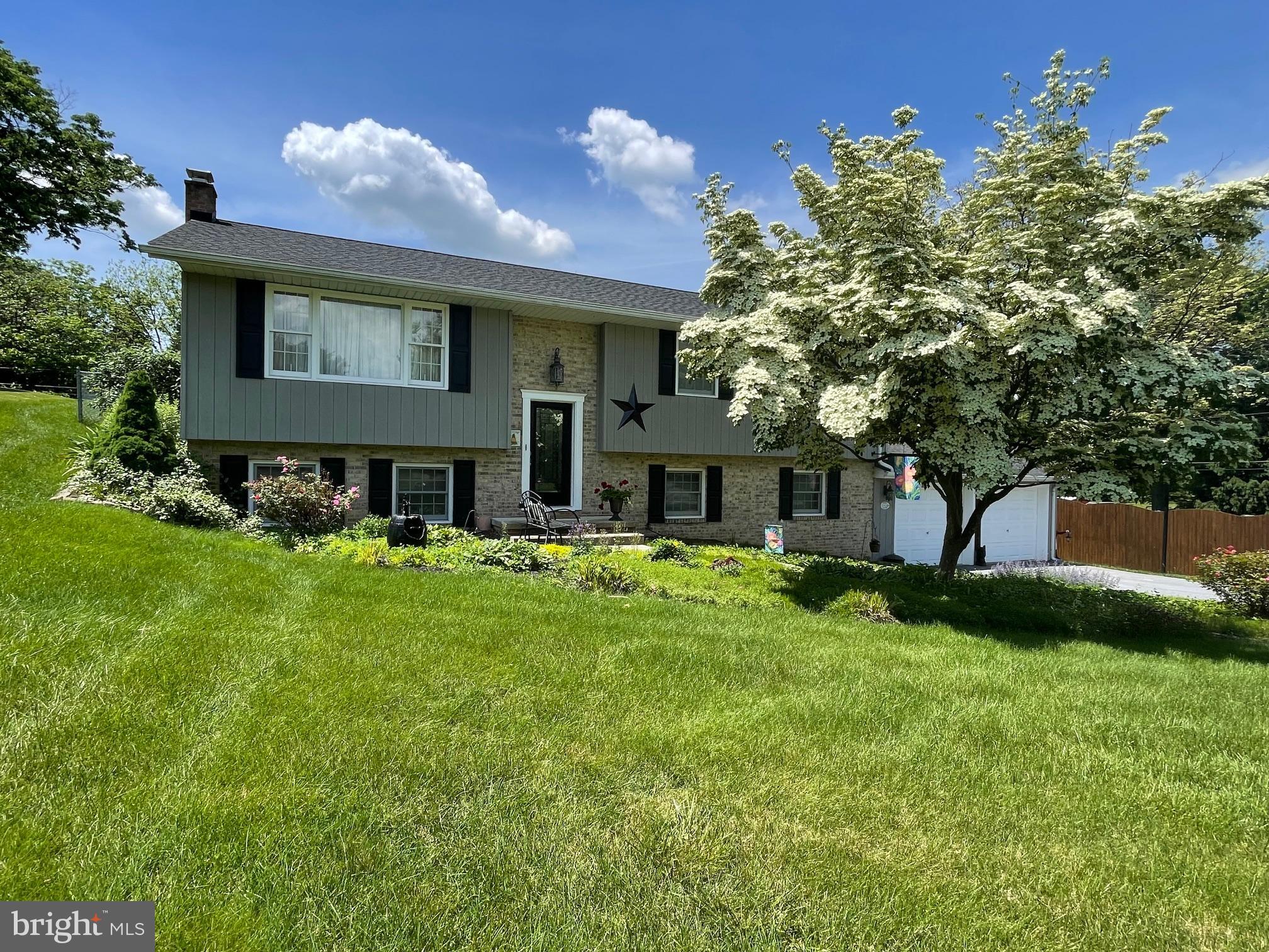 GREENHILL ACRES - Residential