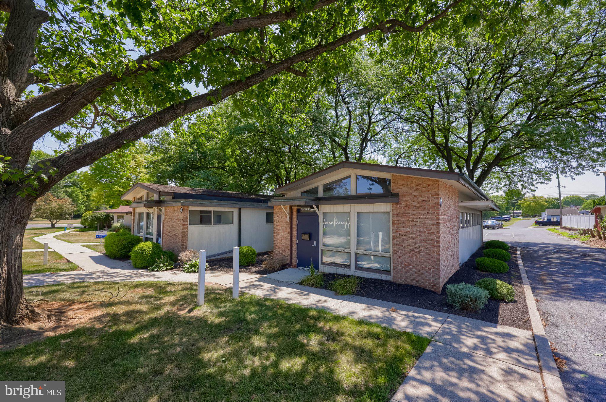 624 CORNWALL ROAD