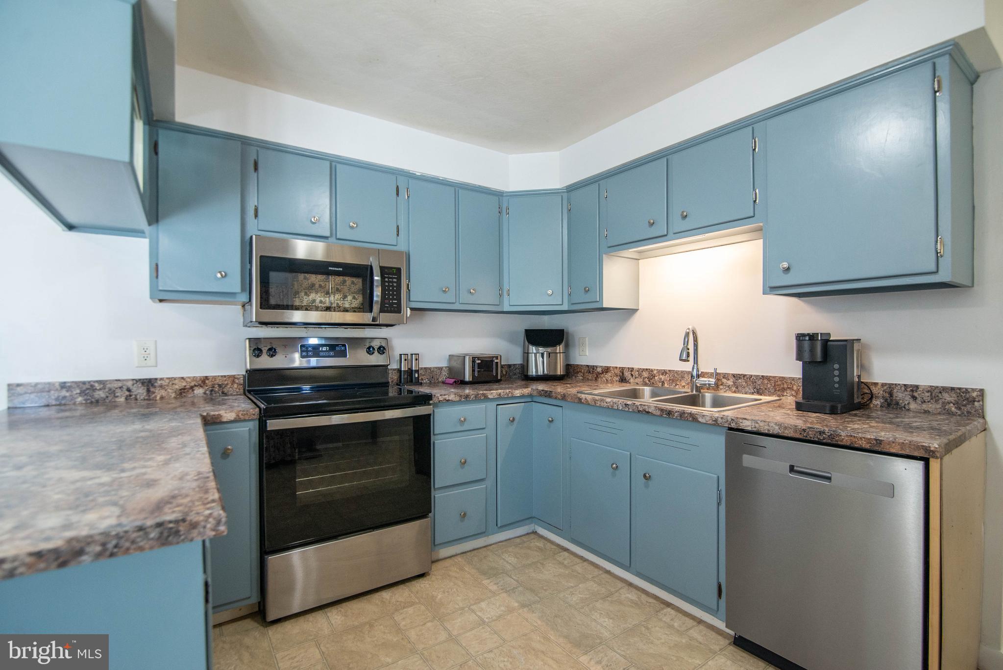 WEST MANCHESTER - Residential