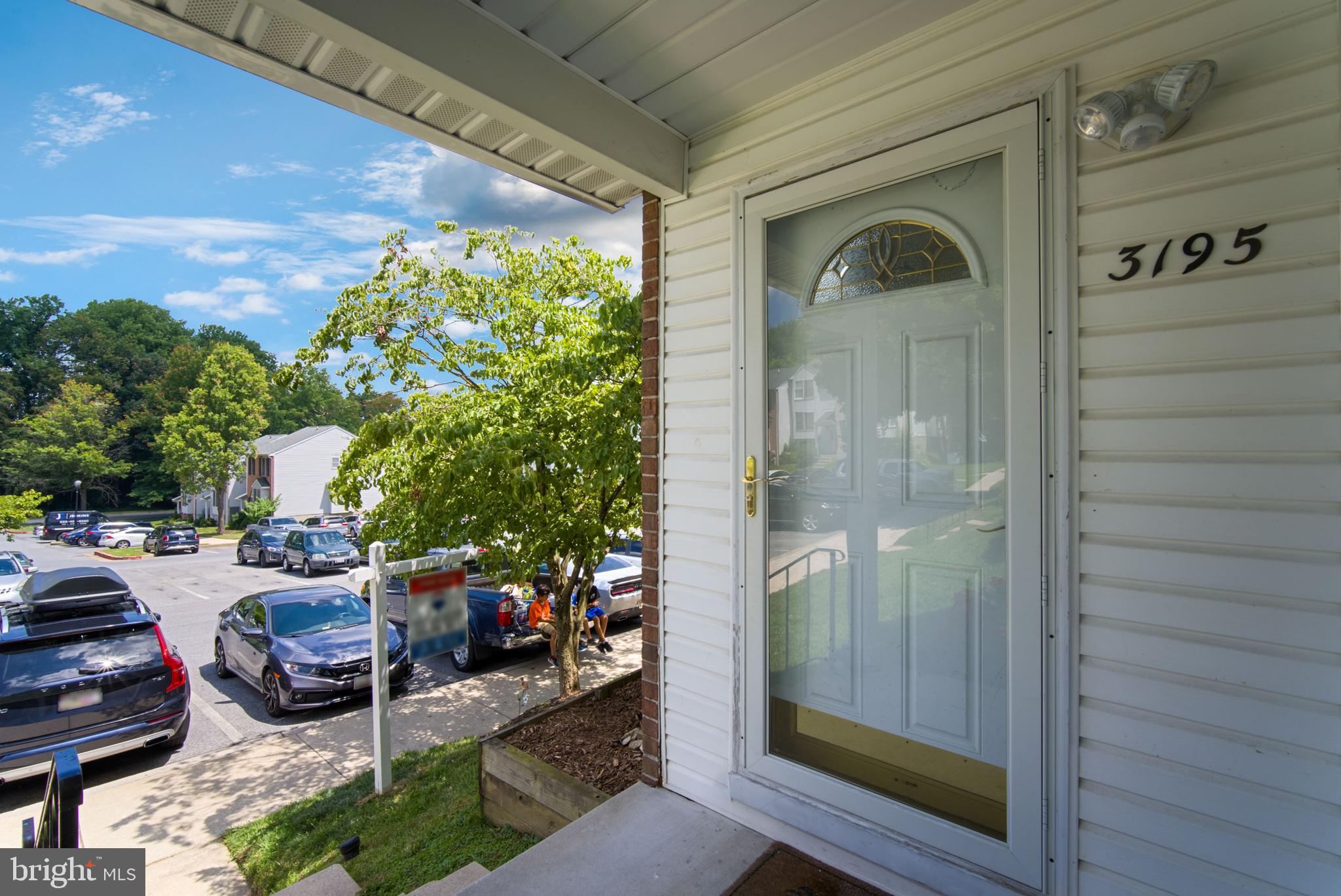 ELLICOTT MEADOWS - Residential