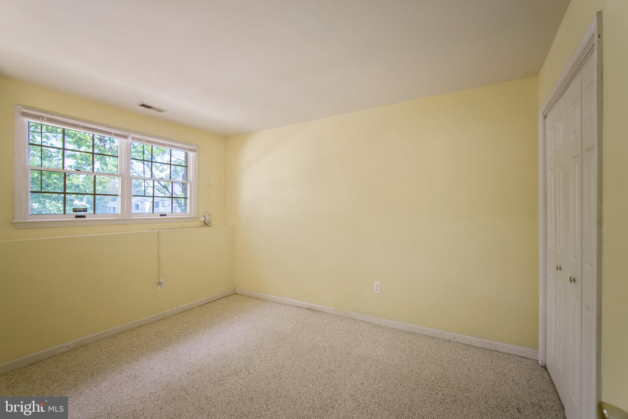 ELLICOTT MEADOWS - Residential