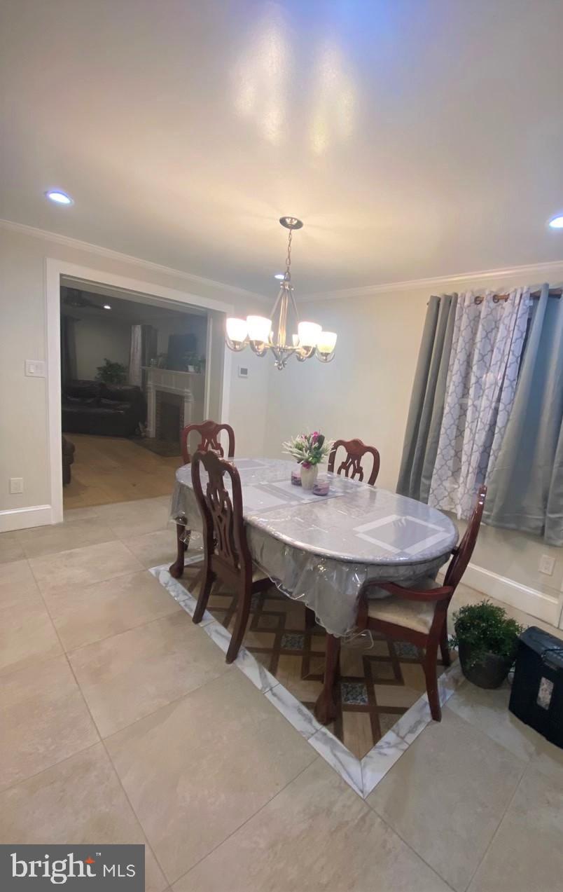 WHEATON OUT RES. (1) - Residential