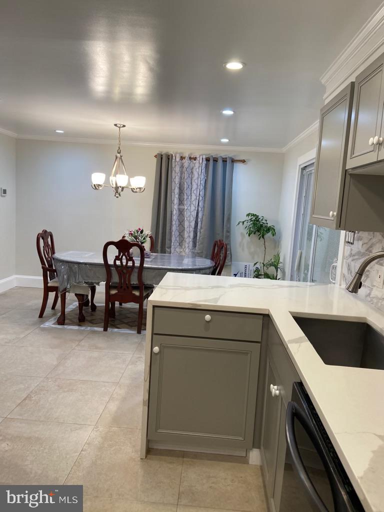 WHEATON OUT RES. (1) - Residential