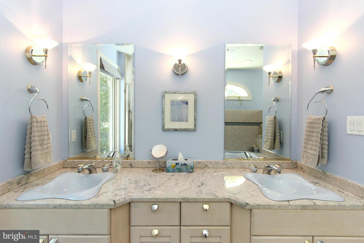 HIGH POINT - Residential