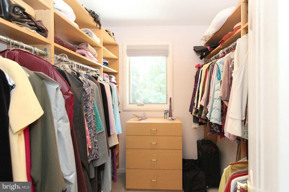 HIGH POINT - Residential