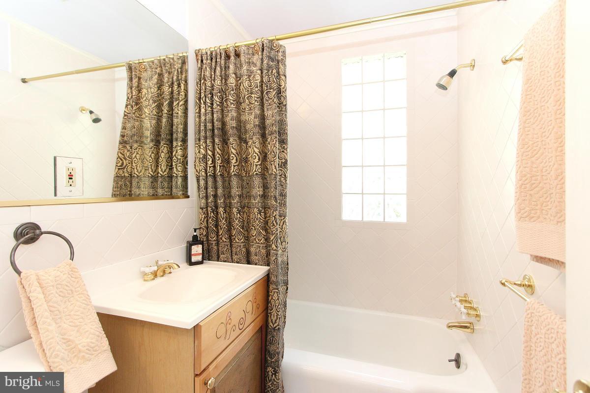 HIGH POINT - Residential