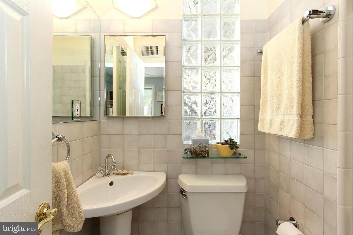 HIGH POINT - Residential