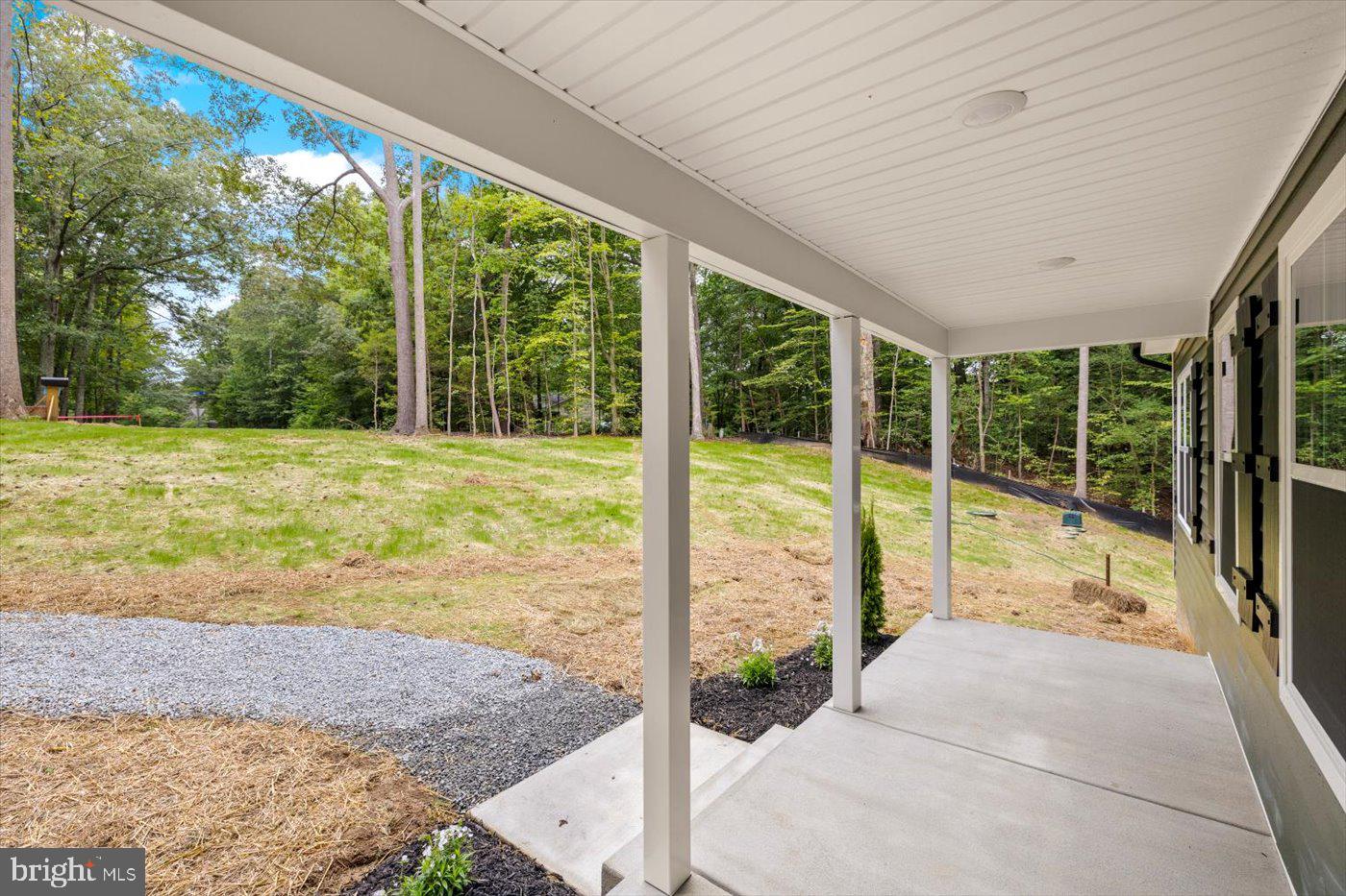 PRESIDENTIAL LAKES - Residential