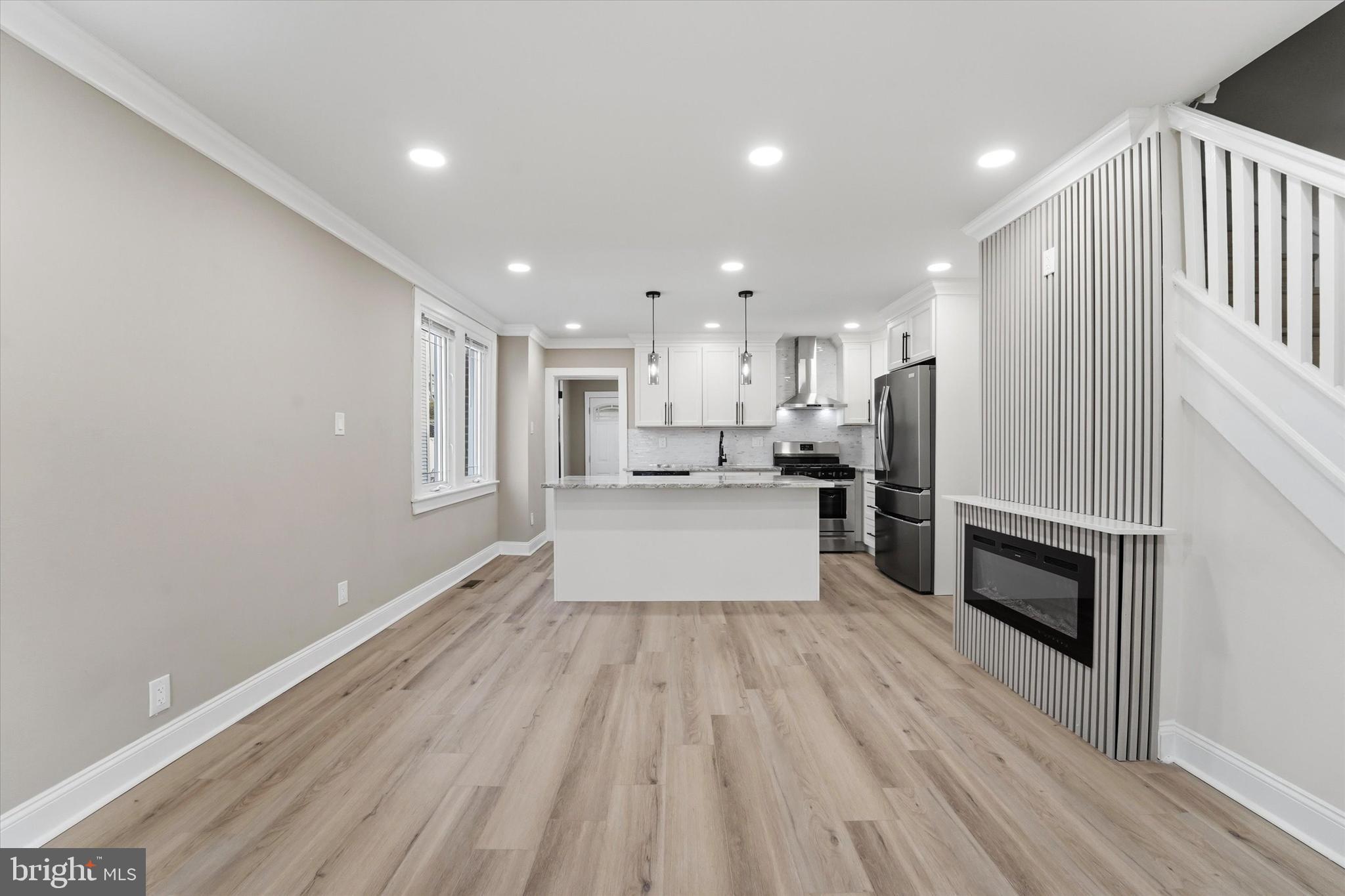FOX CHASE - Residential