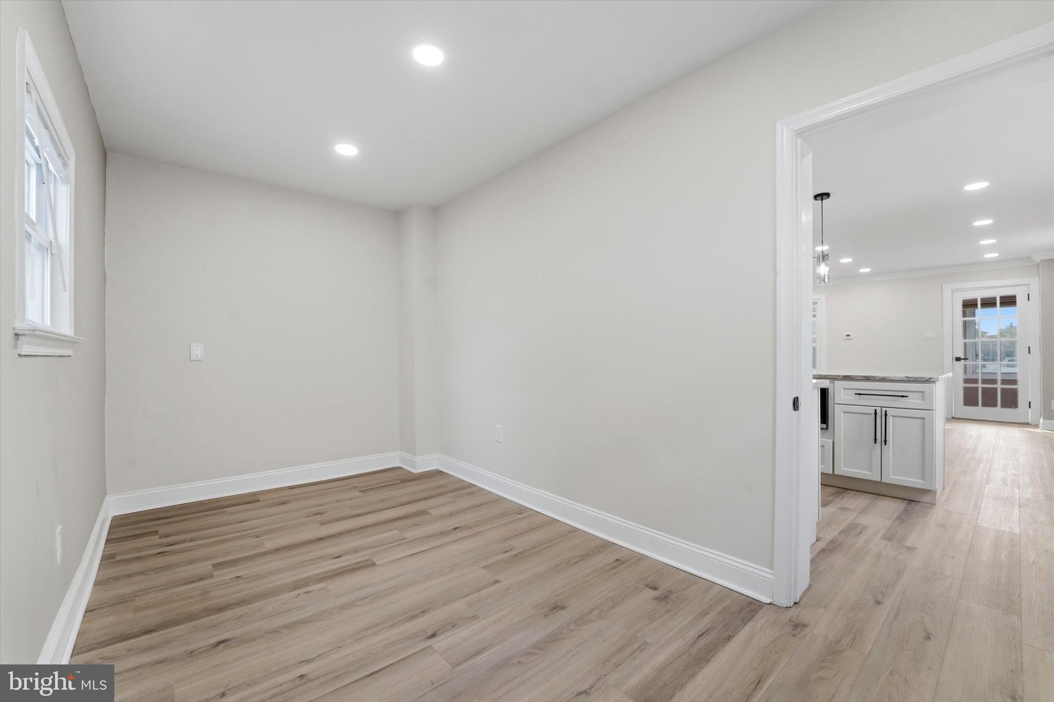 FOX CHASE - Residential