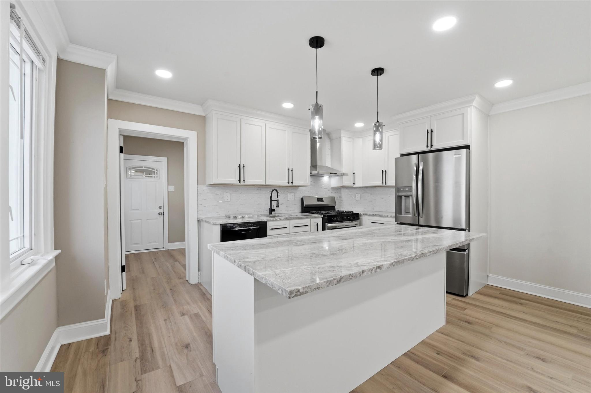 FOX CHASE - Residential