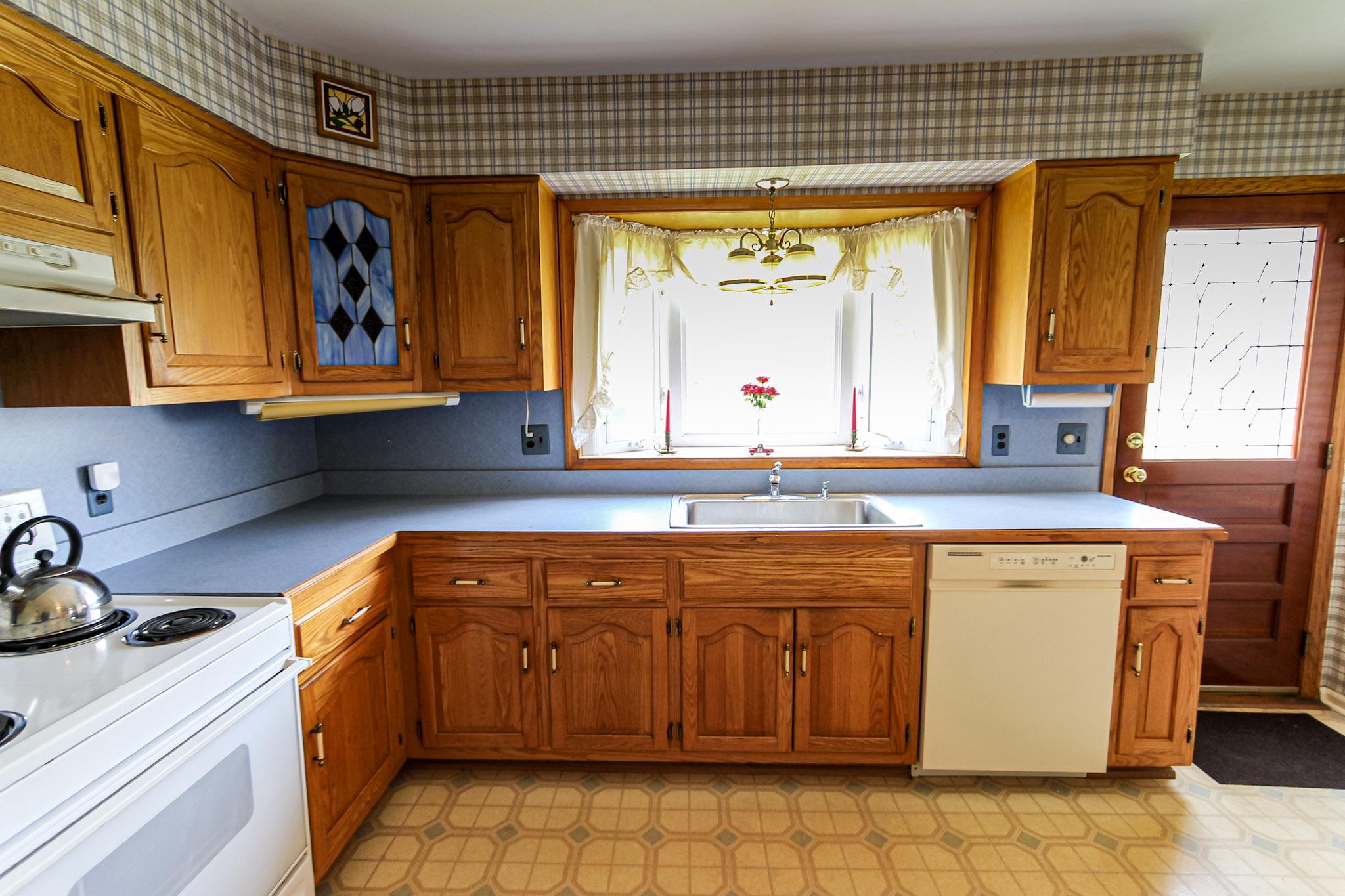 COLONIAL VIL - Residential