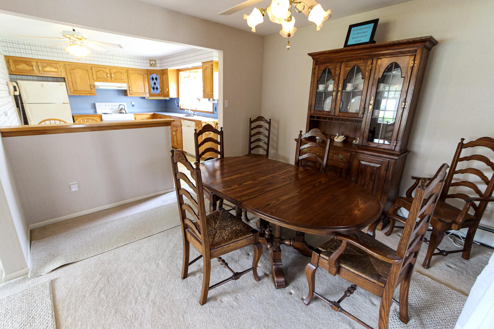 COLONIAL VIL - Residential