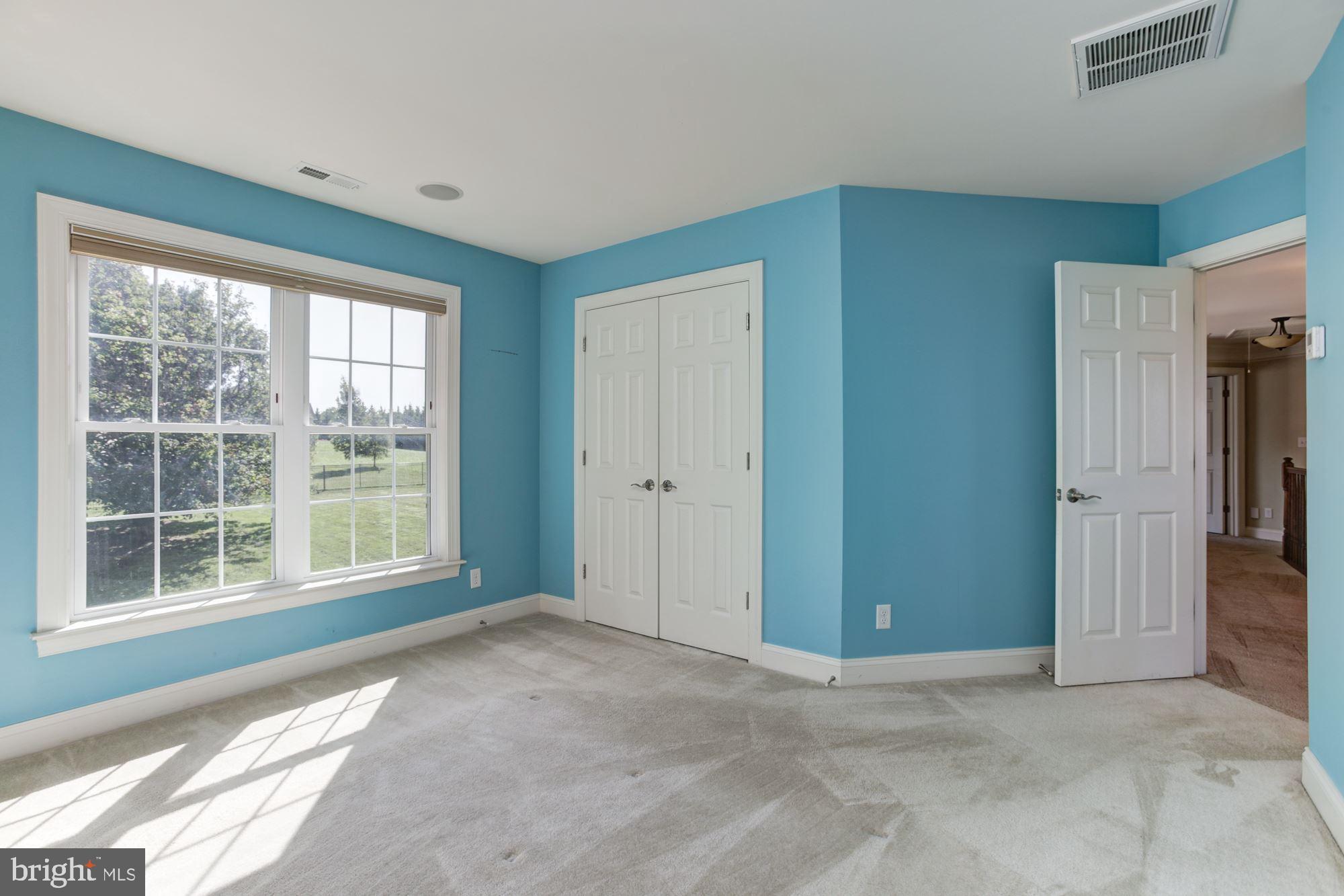 CASTLEBERRY - Residential