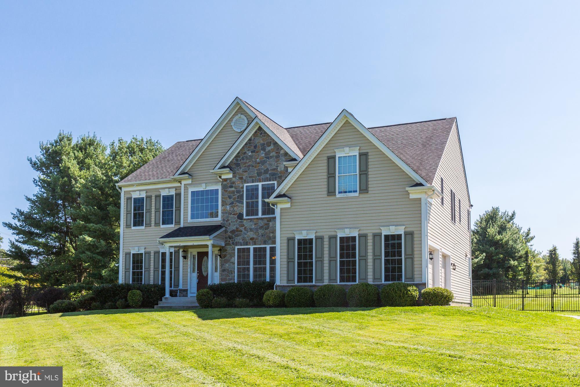 CASTLEBERRY - Residential