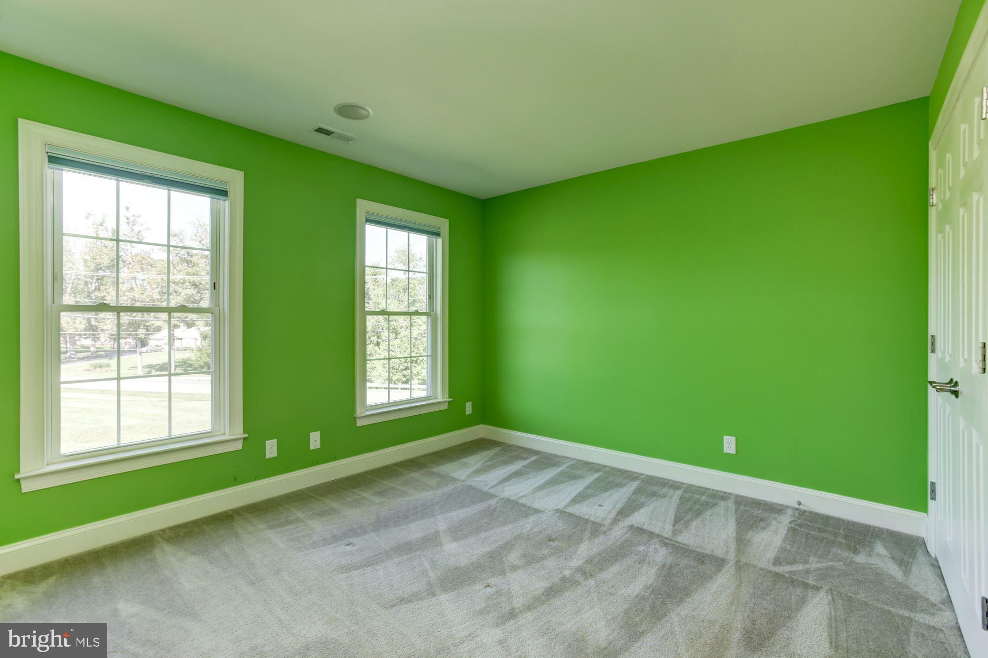 CASTLEBERRY - Residential