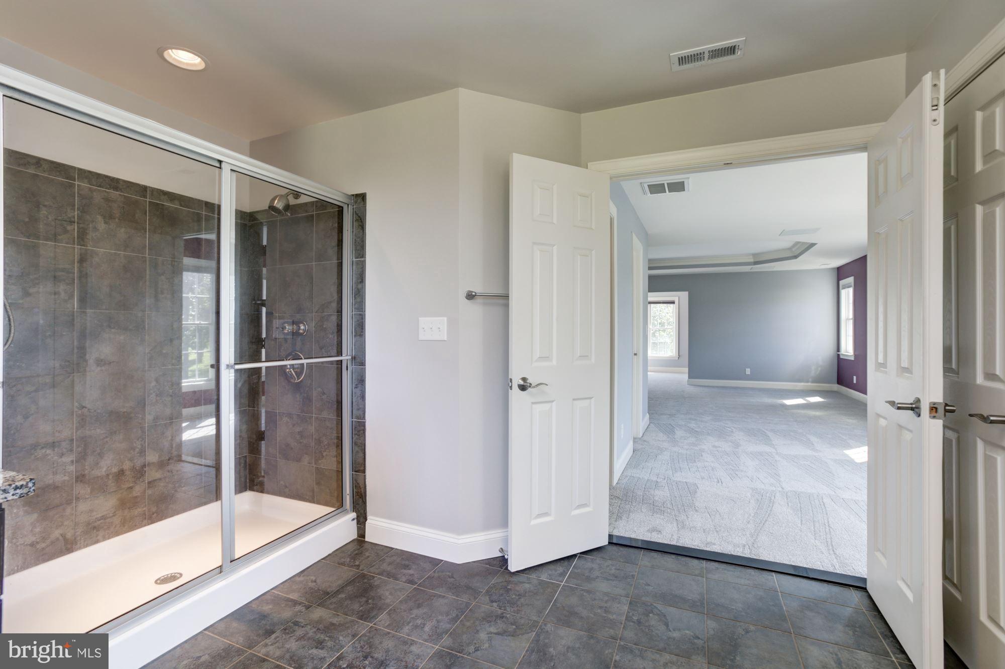 CASTLEBERRY - Residential