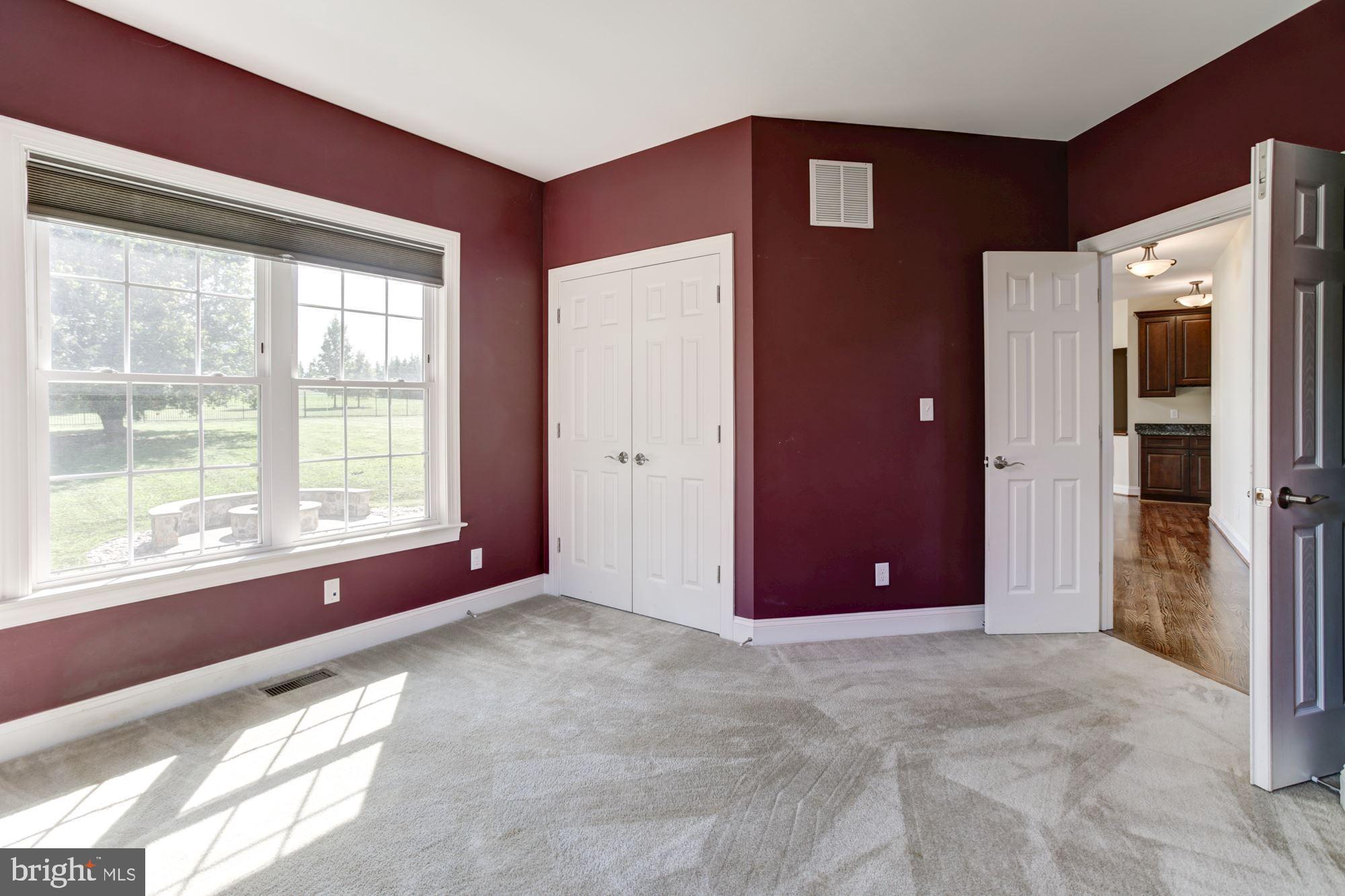 CASTLEBERRY - Residential