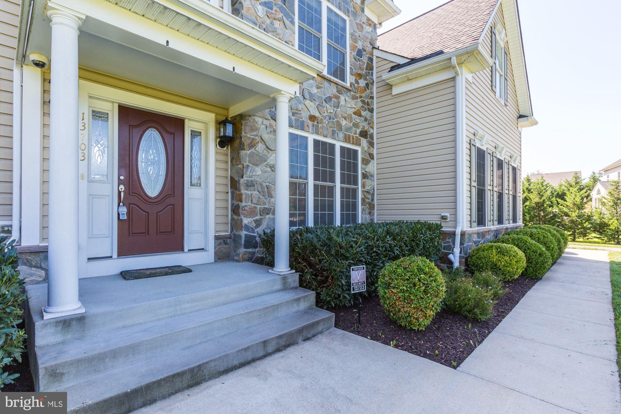 CASTLEBERRY - Residential