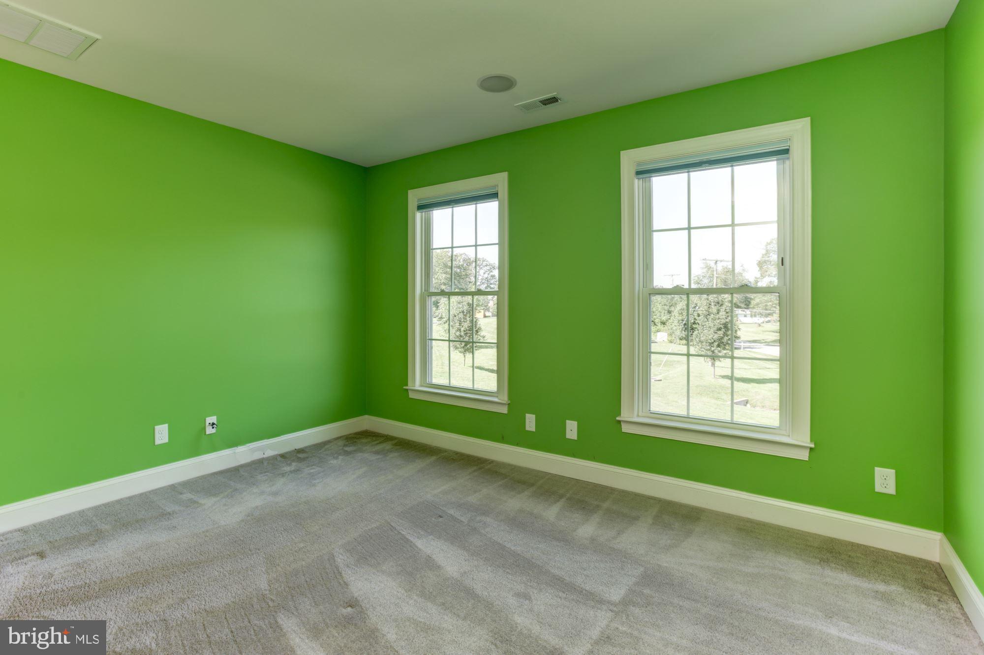 CASTLEBERRY - Residential