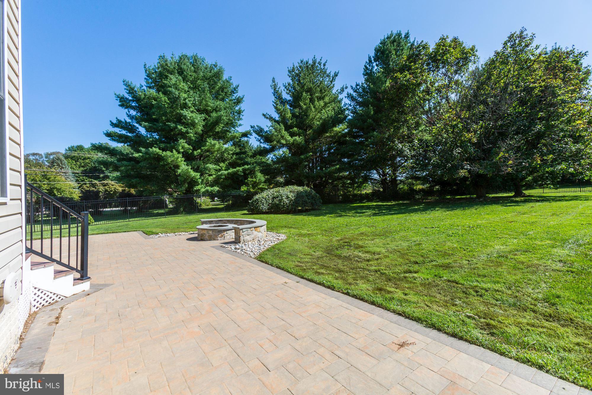 CASTLEBERRY - Residential