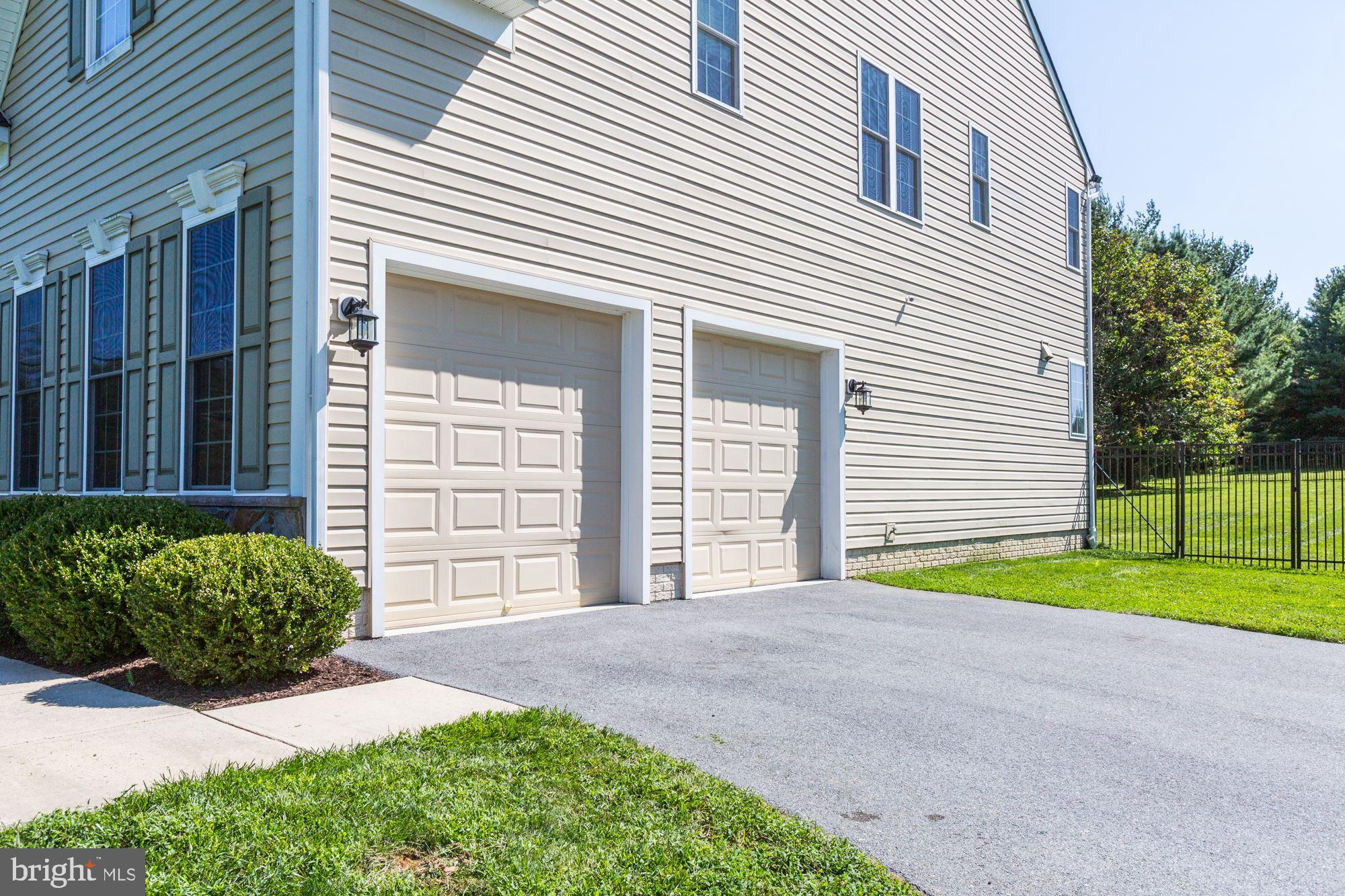 CASTLEBERRY - Residential