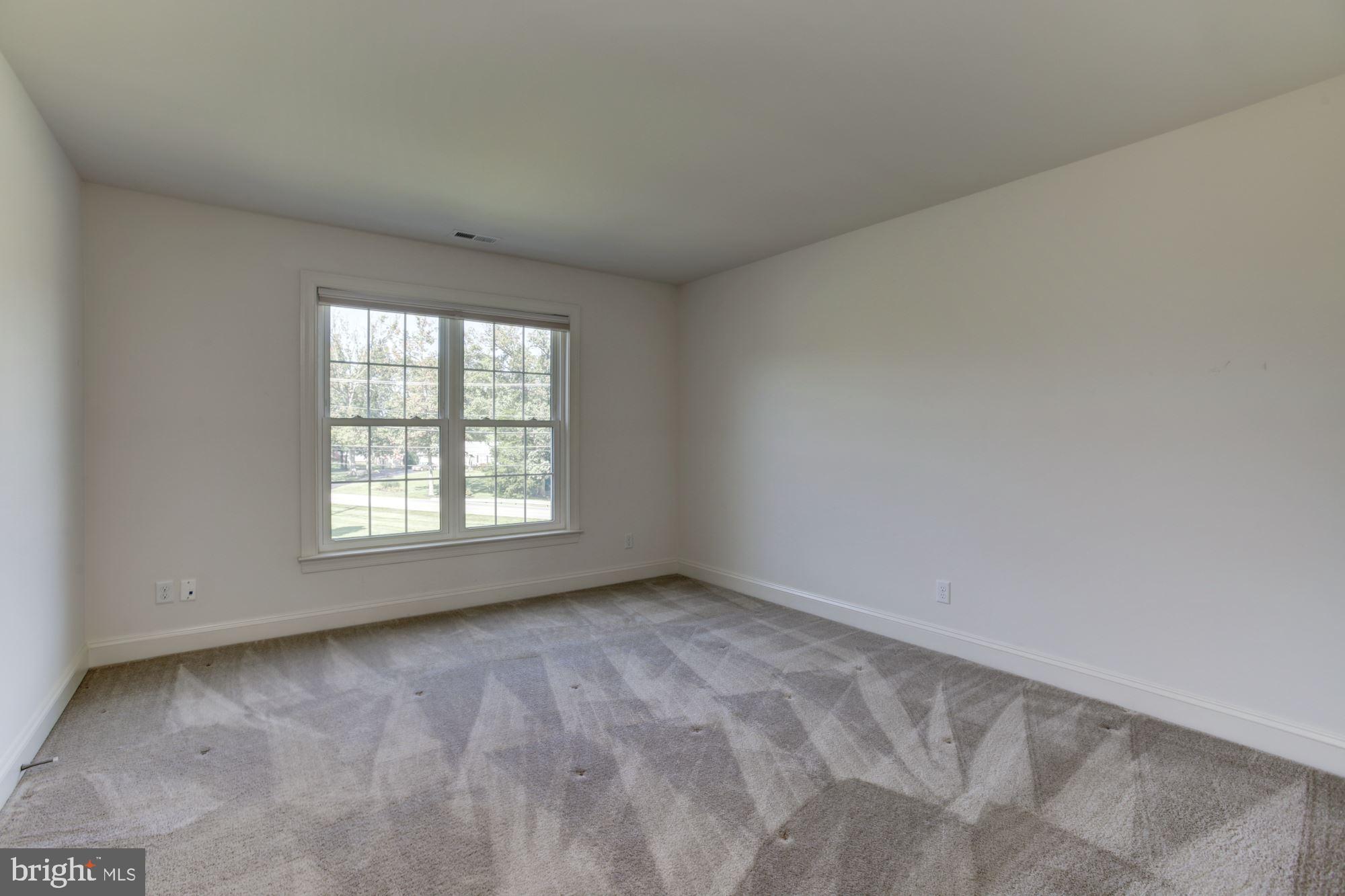 CASTLEBERRY - Residential