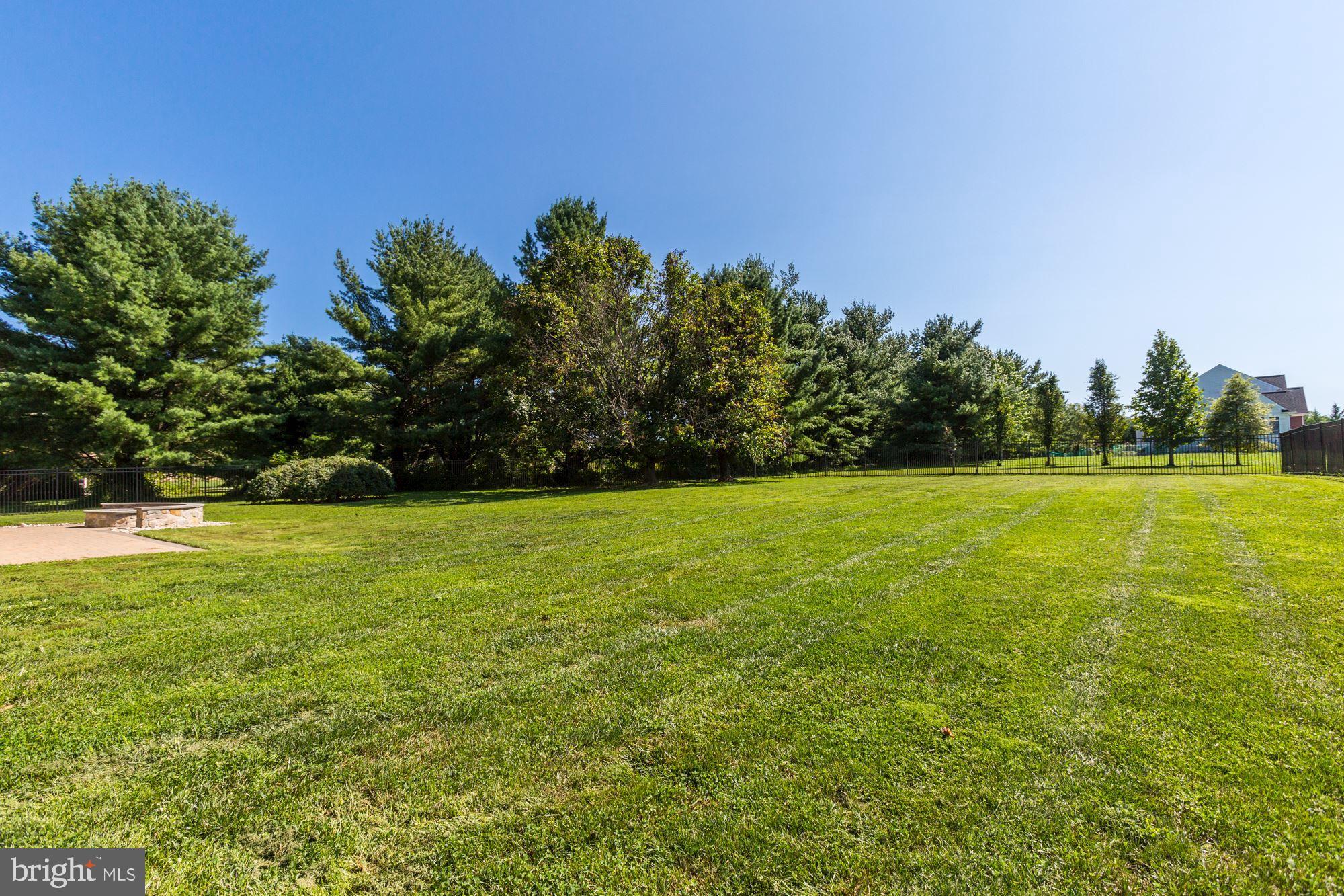 CASTLEBERRY - Residential