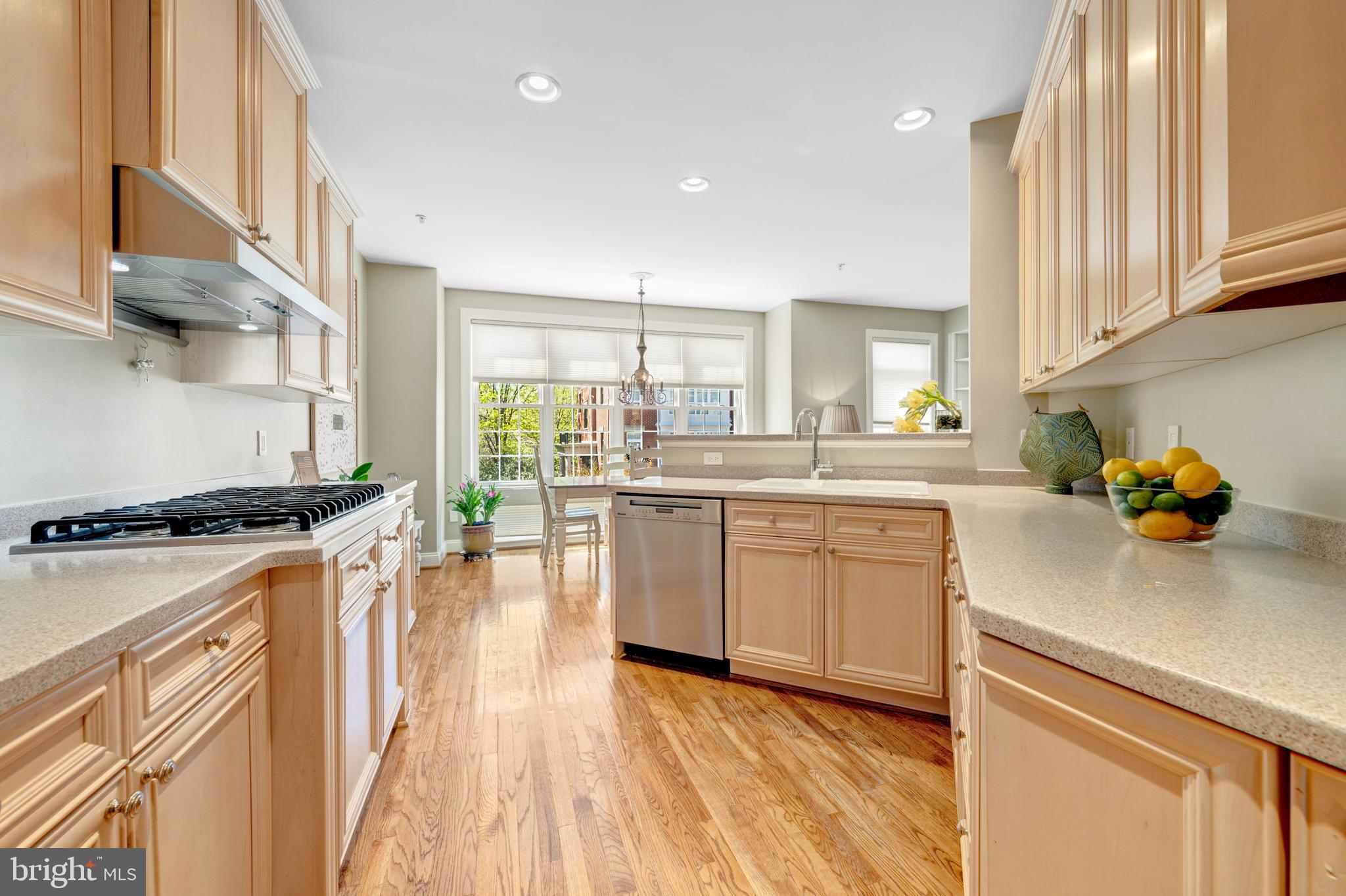 WEST MARKET - Residential