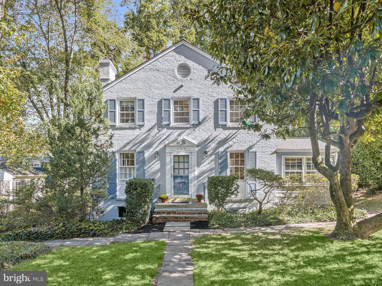 WOODACRES - Residential