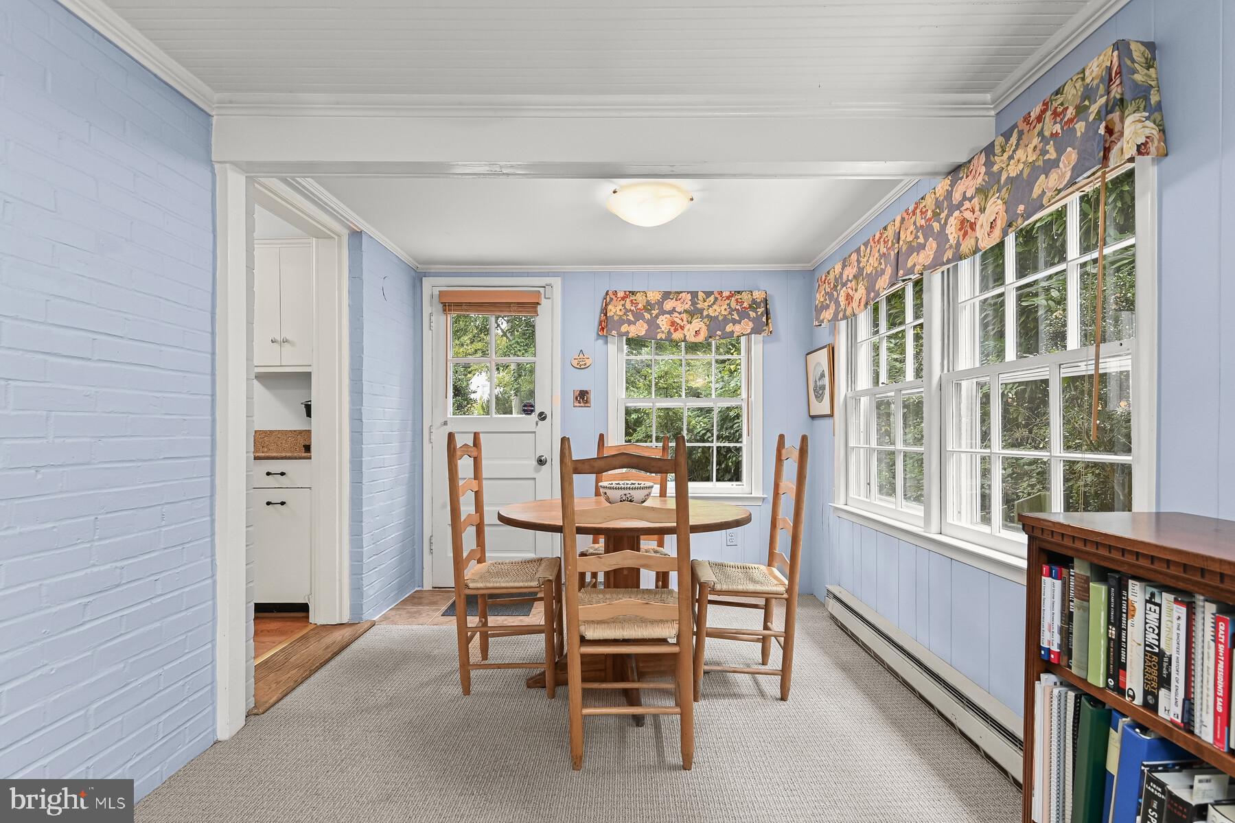 WOODACRES - Residential