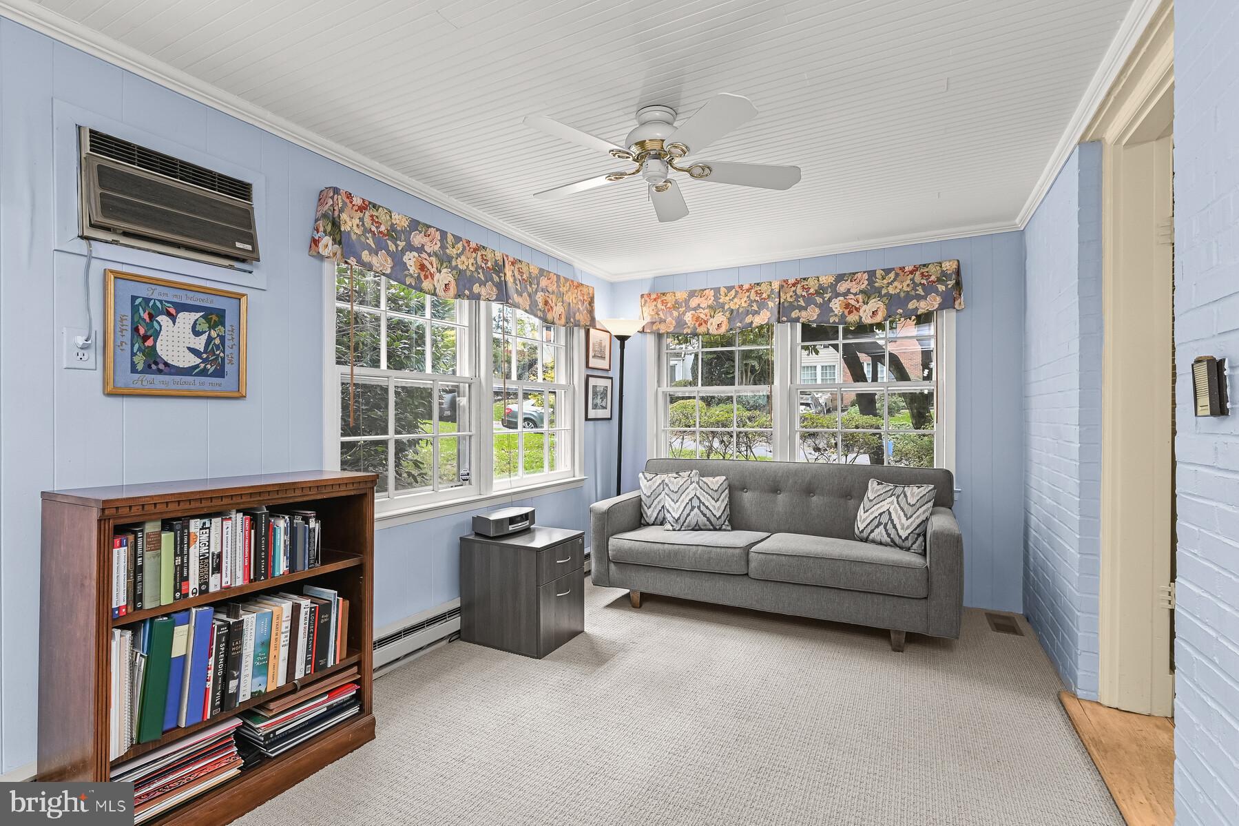 WOODACRES - Residential