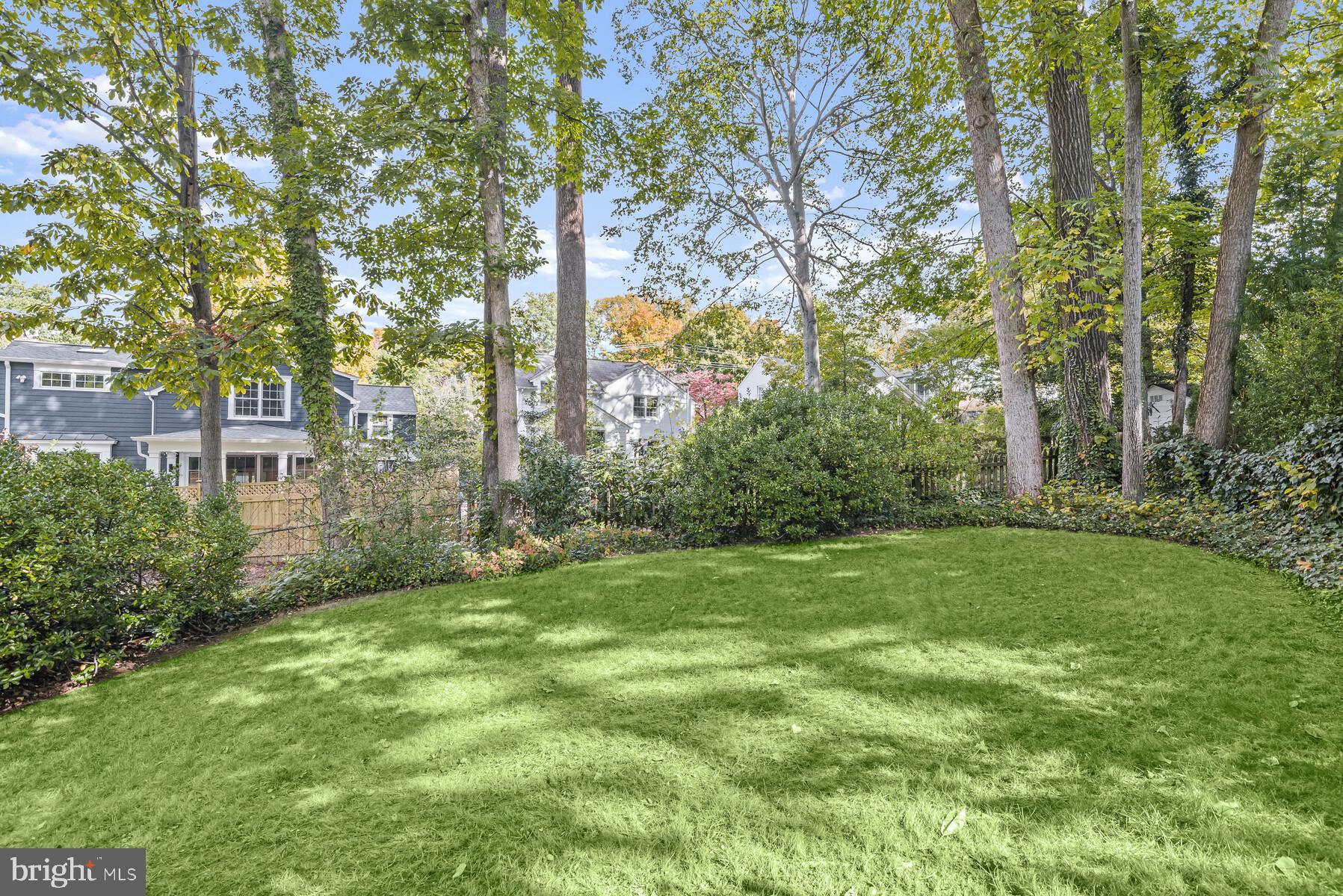 WOODACRES - Residential