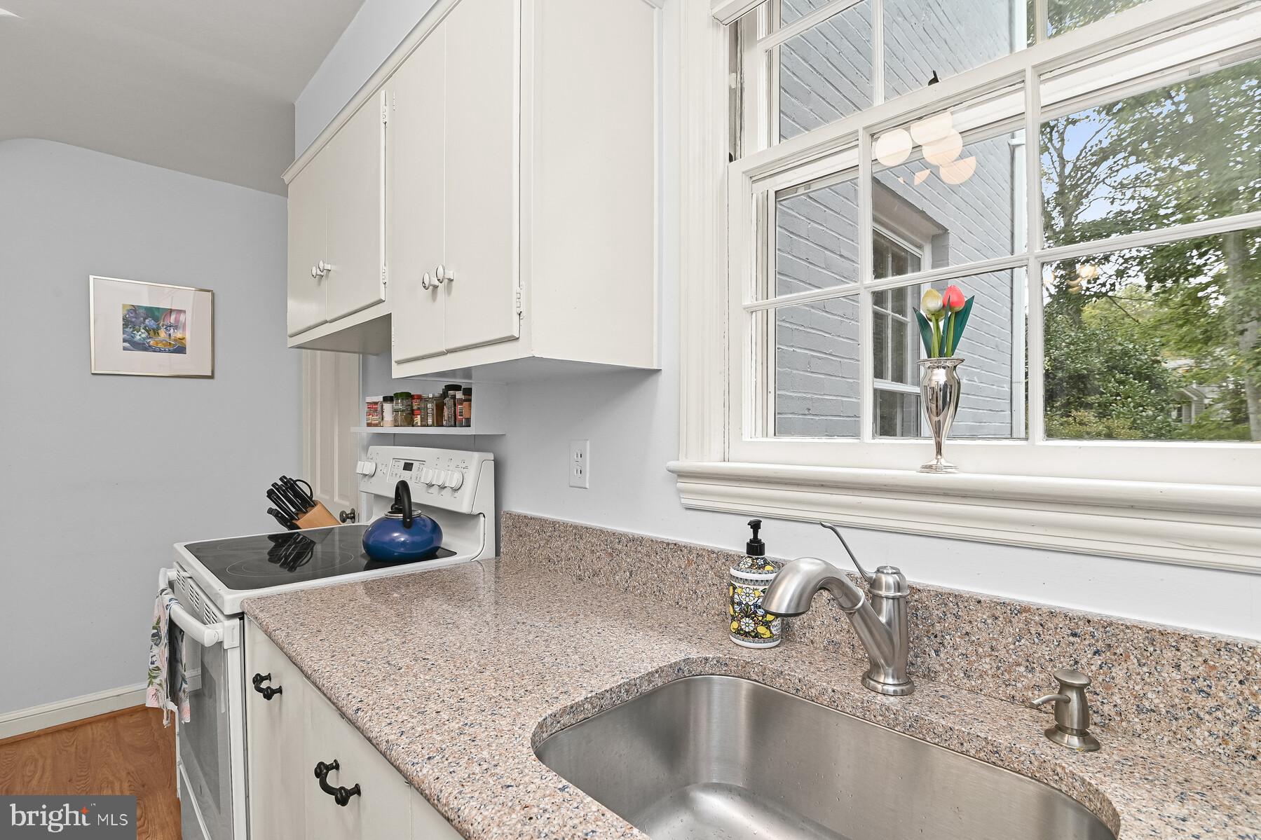 WOODACRES - Residential